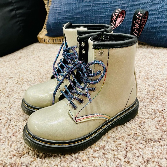 Dr. Martens (rare) - Picture 2 of 3